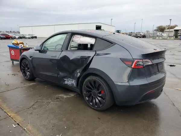 5YJYGDEF8MF092257 2021 TESLA MODEL Y - Image 2