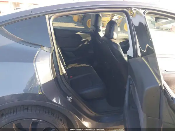 5YJYGDEF8MF212025 2021 TESLA MODEL Y - Image 8