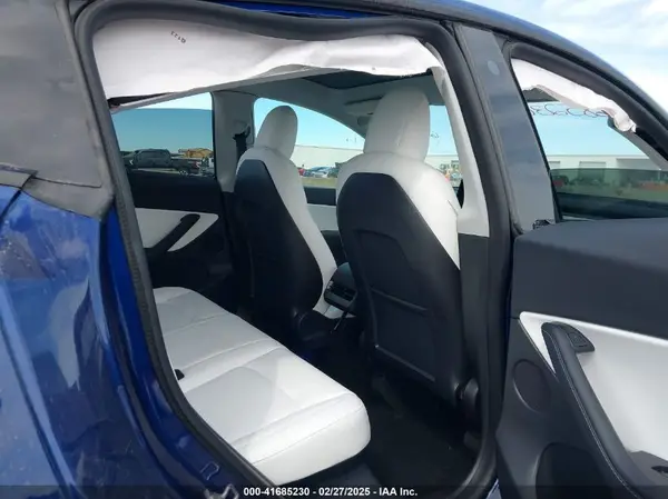 5YJYGDEF8MF245641 2021 TESLA MODEL Y - Image 8
