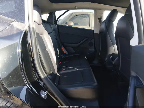 5YJYGDEF8MF252945 2021 TESLA MODEL Y - Image 8