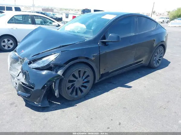 5YJYGDEF8MF261113 2021 TESLA MODEL Y - Image 2