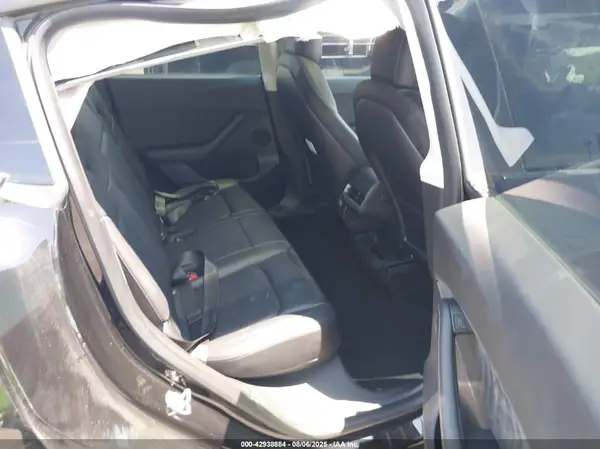 5YJYGDEF8MF261113 2021 TESLA MODEL Y - Image 8