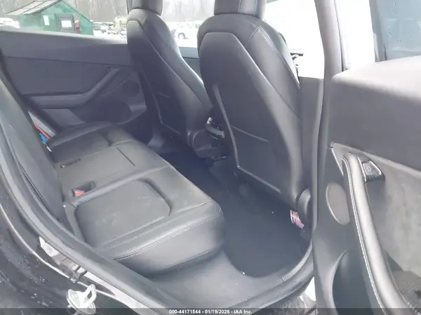 5YJYGDEF8MF264089 2021 TESLA MODEL Y - Image 8
