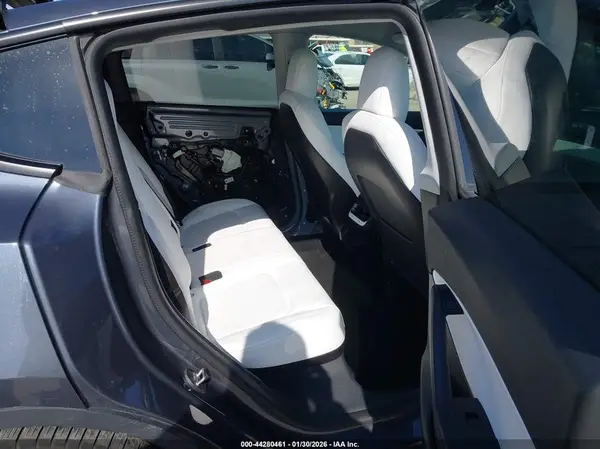 5YJYGDEF8MF271625 2021 TESLA MODEL Y - Image 8