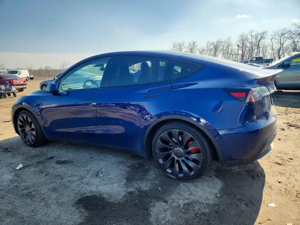 5YJYGDEF9LF000829 2020 TESLA MODEL Y - Image 2