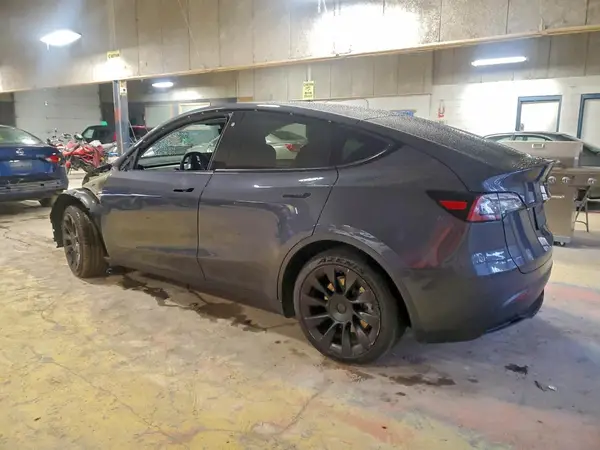 5YJYGDEF9LF002452 2020 TESLA MODEL Y - Image 2