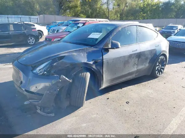 5YJYGDEF9LF011555 2020 TESLA MODEL Y - Image 2