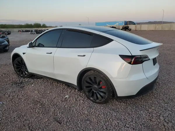 5YJYGDEF9LF013855 2020 TESLA MODEL Y - Image 2