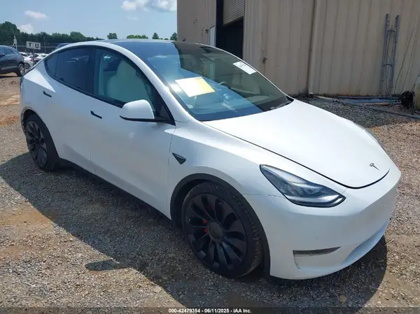 5YJYGDEF9LF046757 2020 TESLA MODEL Y - Image 1