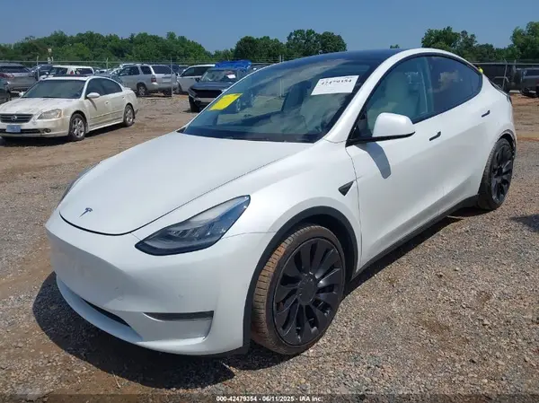 5YJYGDEF9LF046757 2020 TESLA MODEL Y - Image 2