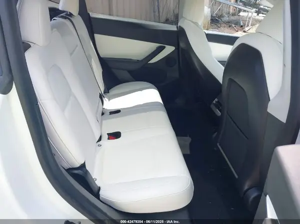 5YJYGDEF9LF046757 2020 TESLA MODEL Y - Image 8