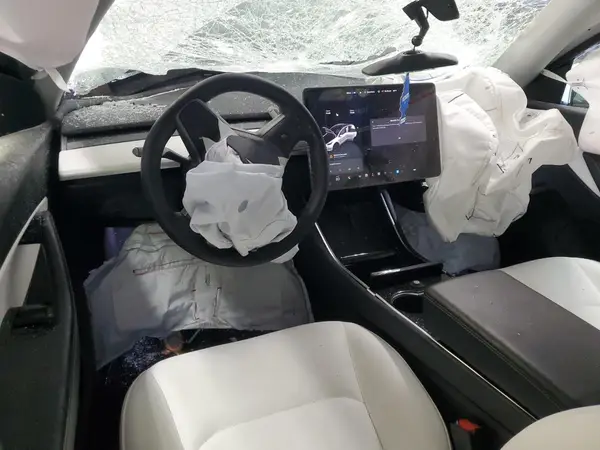 5YJYGDEF9LF049853 2020 TESLA MODEL Y - Image 8