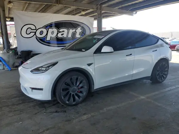 5YJYGDEF9MF094812 2021 TESLA MODEL Y - Image 1