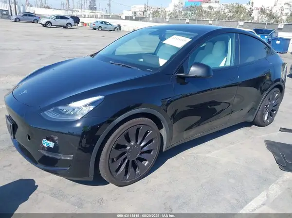 5YJYGDEF9MF097970 2021 TESLA MODEL Y - Image 2