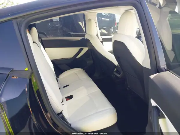 5YJYGDEF9MF097970 2021 TESLA MODEL Y - Image 8