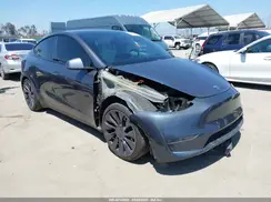 5YJYGDEF9MF136847 2021 TESLA MODEL Y