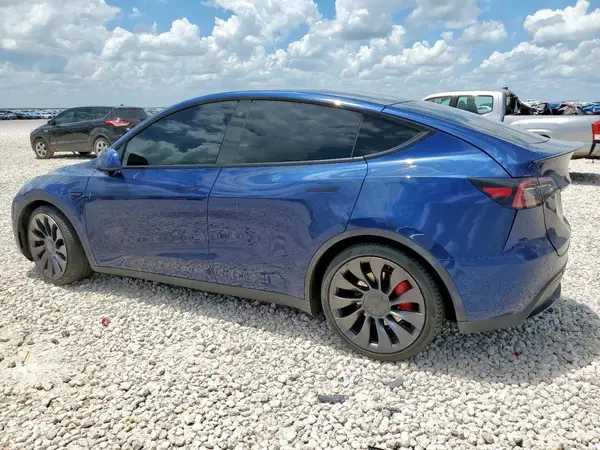 5YJYGDEF9MF151400 2021 TESLA MODEL Y - Image 2