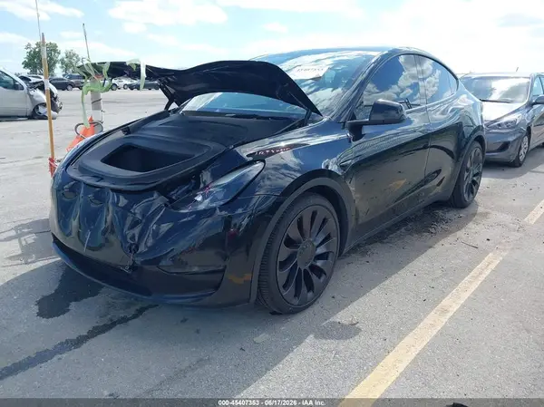 5YJYGDEF9MF157682 2021 TESLA MODEL Y - Image 2