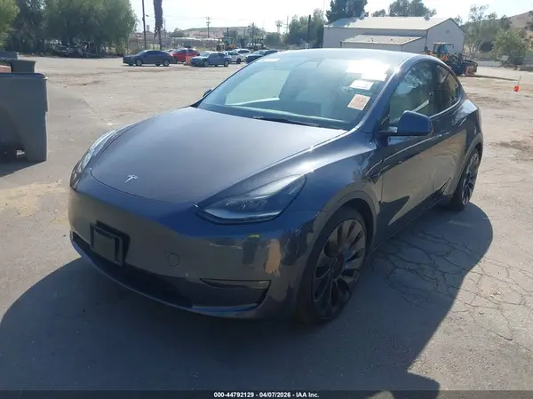 5YJYGDEF9MF157939 2021 TESLA MODEL Y - Image 2