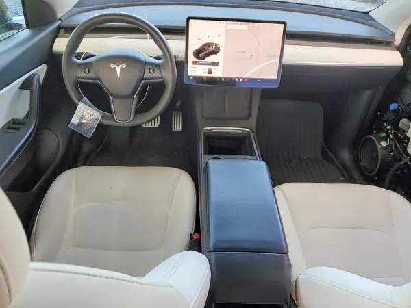 5YJYGDEF9MF215807 2021 TESLA MODEL Y - Image 8