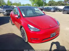 5YJYGDEF9MF263405 2021 TESLA MODEL Y
