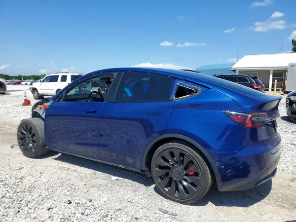5YJYGDEF9MF268393 2021 TESLA MODEL Y - Image 2