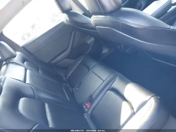 5YJYGDEF9MF268779 2021 TESLA MODEL Y - Image 8
