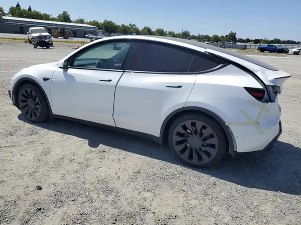 5YJYGDEF9MF277739 2021 TESLA MODEL Y - Image 2