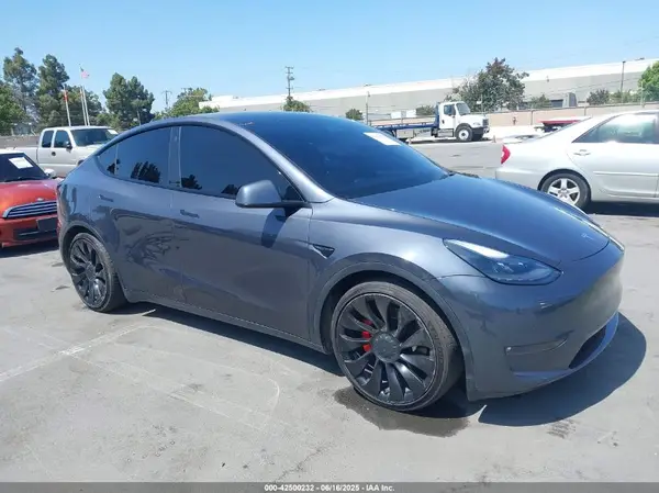 5YJYGDEF9MF298607 2021 TESLA MODEL Y - Image 1