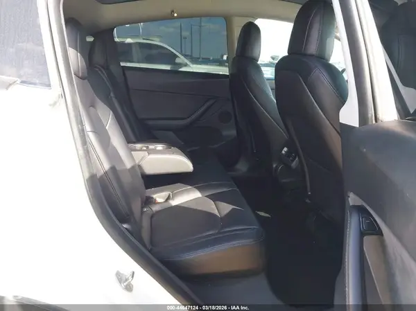 5YJYGDEFXLF002864 2020 TESLA MODEL Y - Image 8