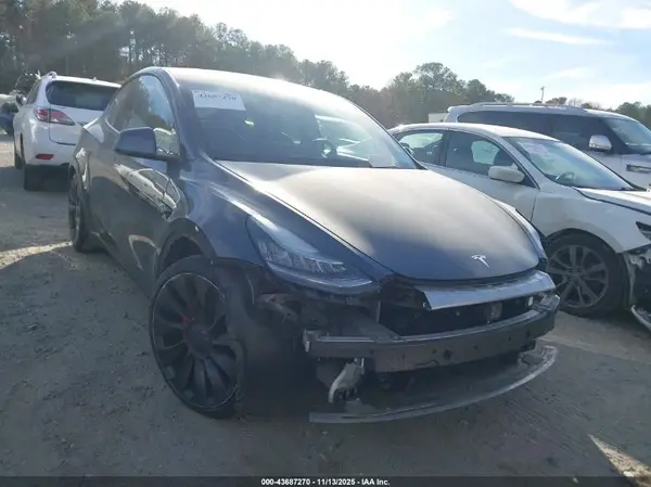 5YJYGDEFXLF013976 2020 TESLA MODEL Y - Image 1