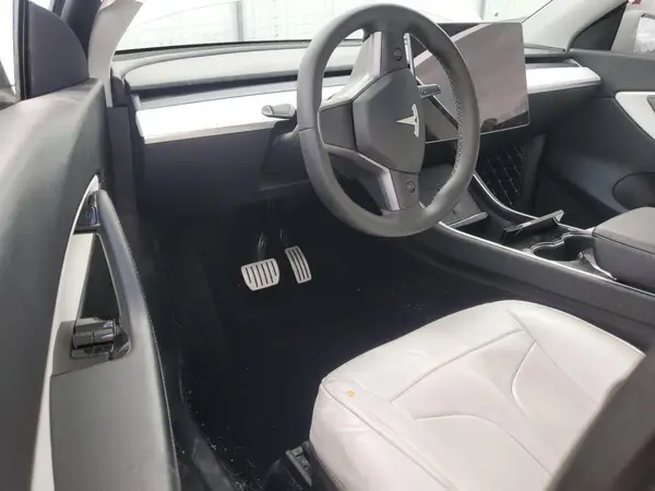 5YJYGDEFXLF037694 2020 TESLA MODEL Y - Image 8