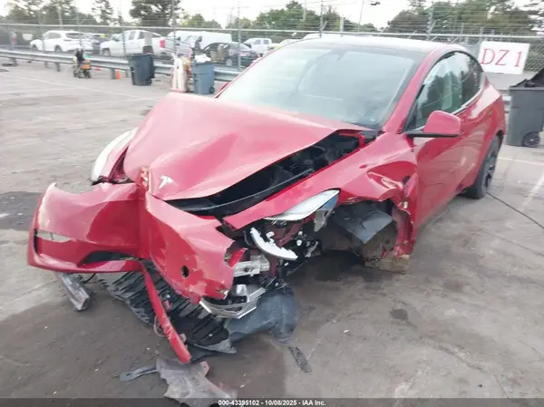 5YJYGDEFXMF072396 2021 TESLA MODEL Y - Image 2
