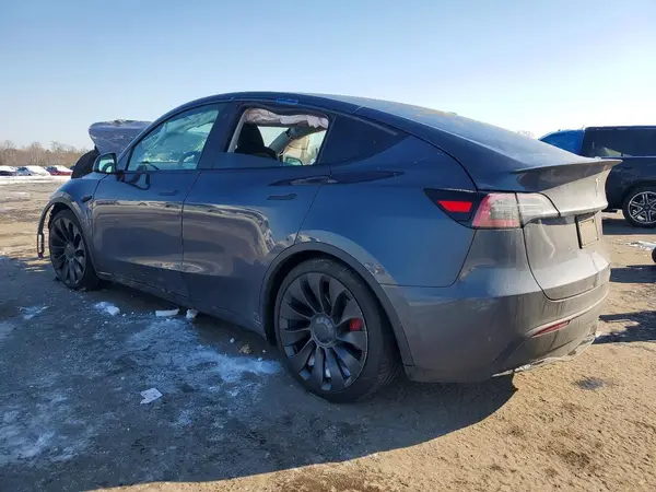 5YJYGDEFXMF134735 2021 TESLA MODEL Y - Image 2
