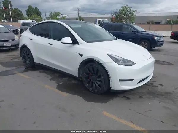 5YJYGDEFXMF173387 2021 TESLA MODEL Y - Image 1