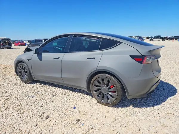 5YJYGDEFXMF212169 2021 TESLA MODEL Y - Image 2