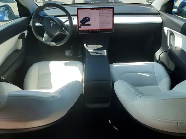 5YJYGDEFXMF215864 2021 TESLA MODEL Y - Image 8