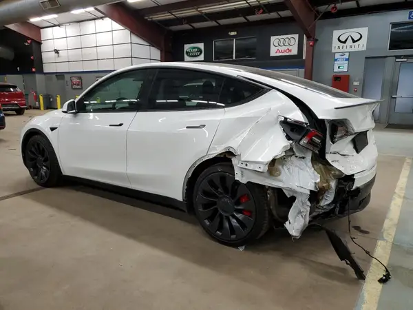 5YJYGDEFXMF230591 2021 TESLA MODEL Y - Image 2