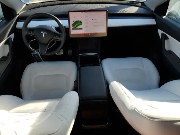 5YJYGDEFXMF242983 2021 TESLA MODEL Y - Image 8