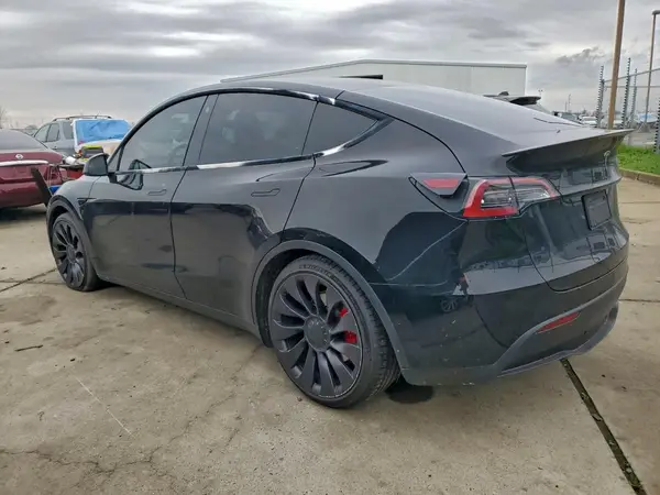 5YJYGDEFXMF249593 2021 TESLA MODEL Y - Image 2