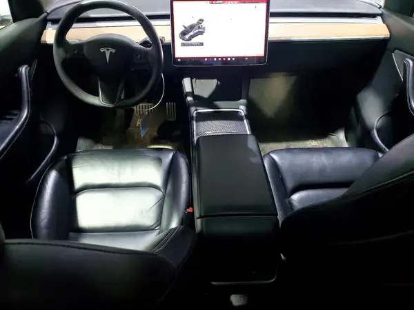 5YJYGDEFXMF261694 2021 TESLA MODEL Y - Image 8