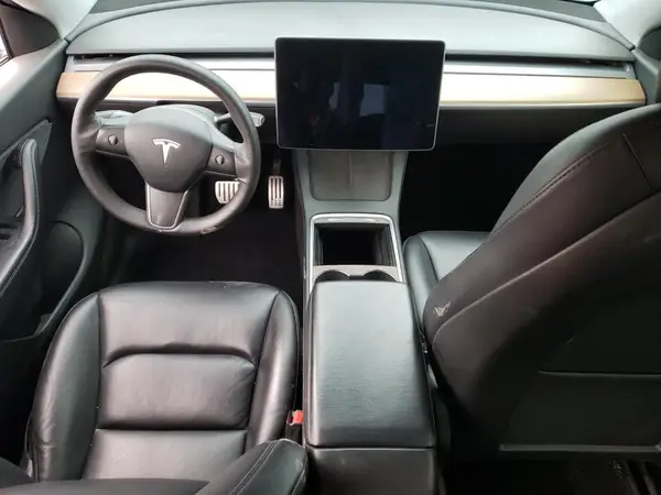5YJYGDEFXMF263476 2021 TESLA MODEL Y - Image 8