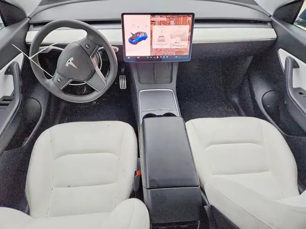 5YJYGDEFXMF264000 2021 TESLA MODEL Y - Image 8