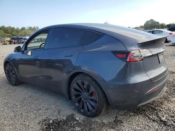 5YJYGDEFXMF268810 2021 TESLA MODEL Y - Image 2