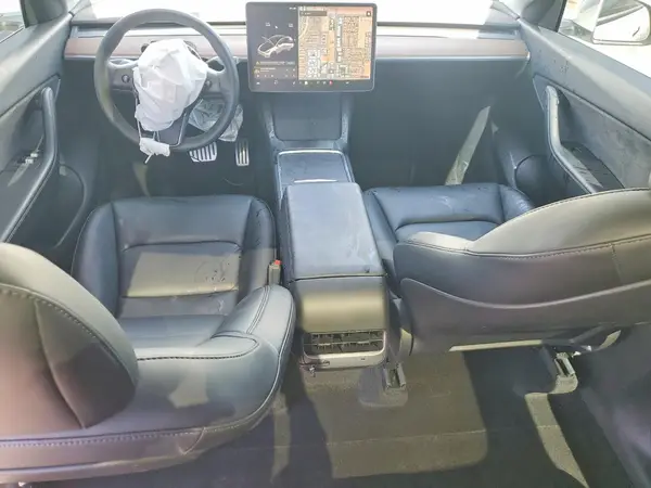 5YJYGDEFXMF273893 2021 TESLA MODEL Y - Image 8