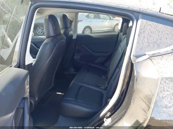 5YJYGDEFXMF277930 2021 TESLA MODEL Y - Image 8