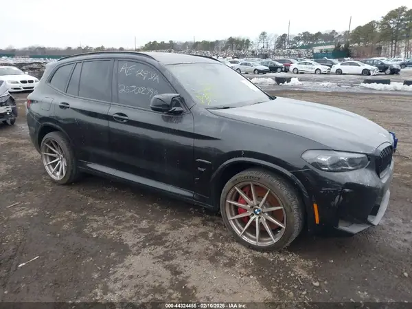 5YM13EC00R9U41079 2024 BMW X3 M