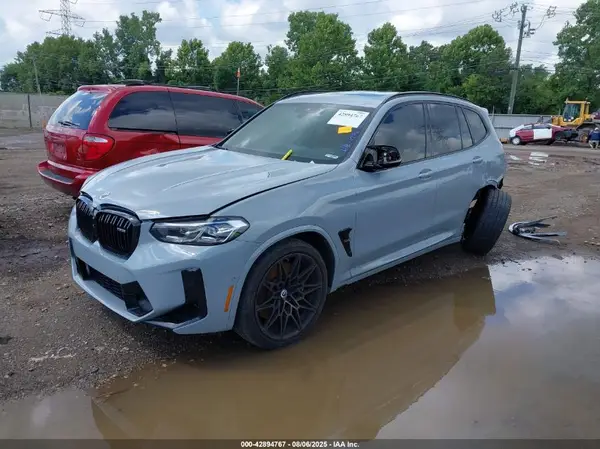 5YM13EC01N9M66213 2022 BMW X3 M - Image 2
