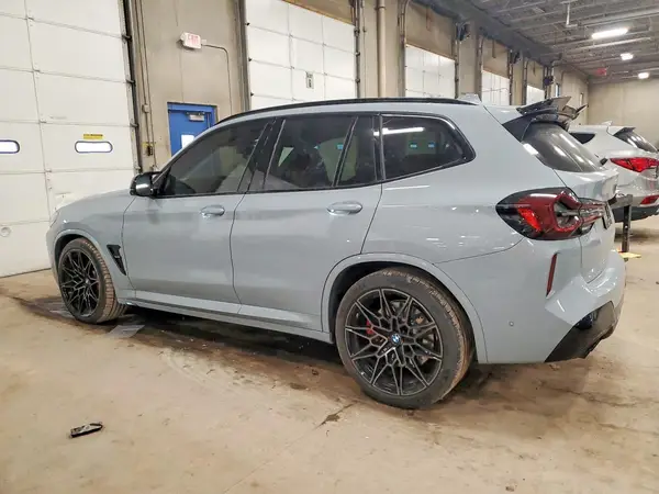 5YM13EC01R9V47329 2024 BMW X3 - Image 2