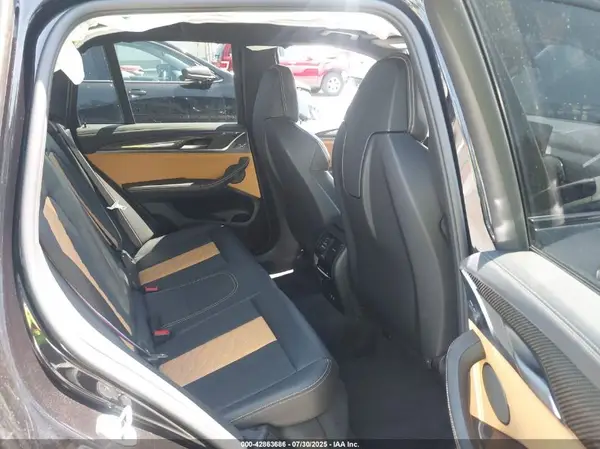 5YM13EC02N9J23412 2022 BMW X3 M - Image 8